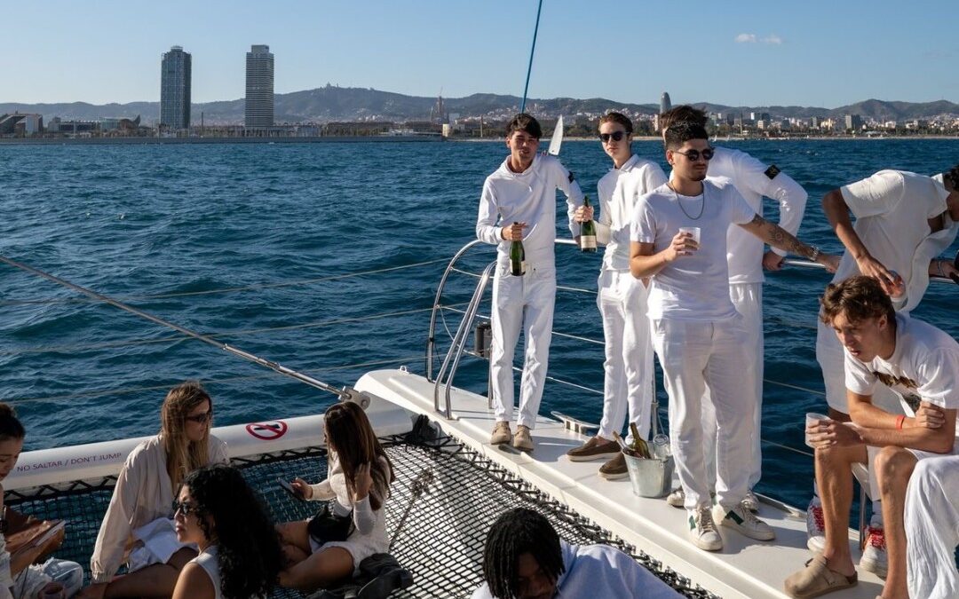 BOAT PARTY